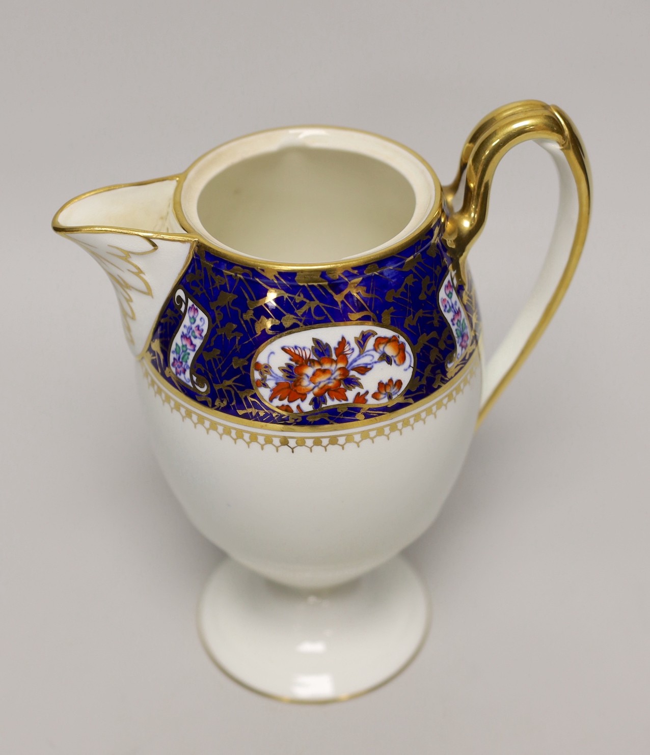 A Wedgwood Etruscan shape part coffee set